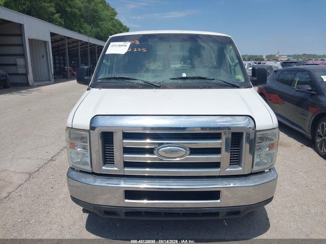 Ford E-350 Xlt