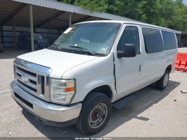 Ford E-350 Xlt