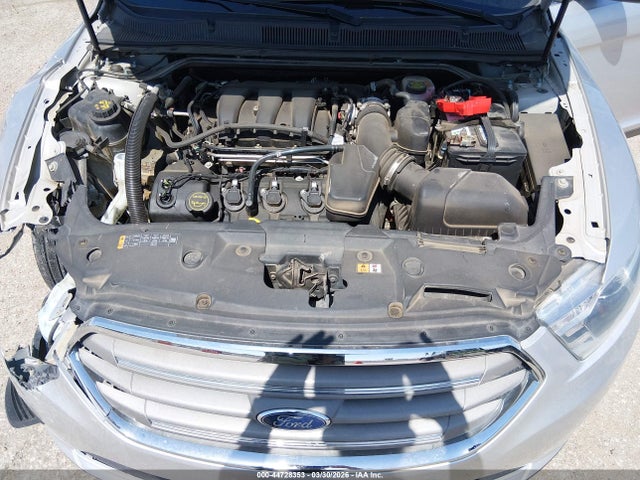 Ford Taurus Se