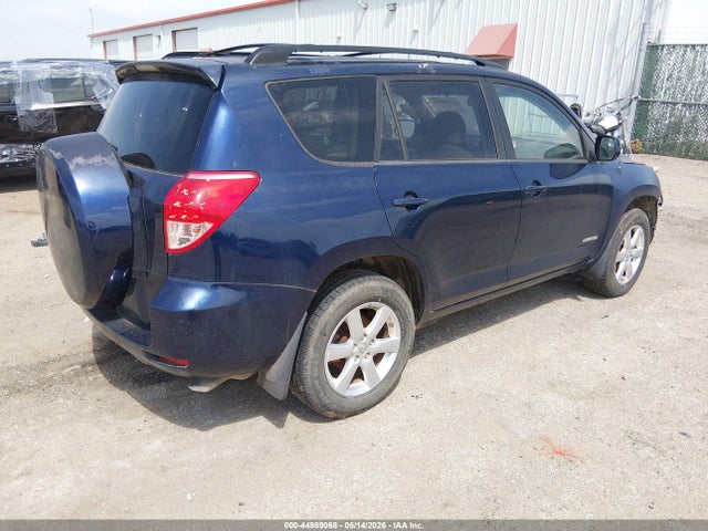 Toyota RAV4 Limited V6