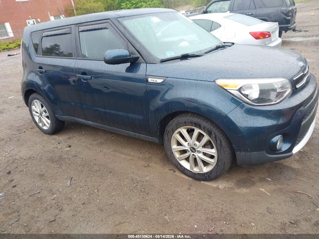 Salvage Kia Soul Image