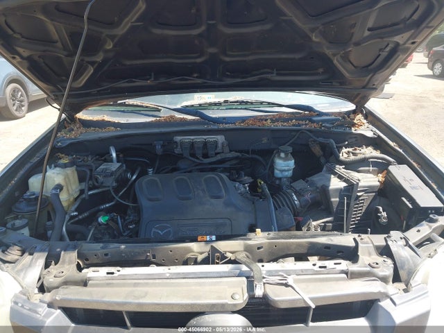 Mazda Tribute S