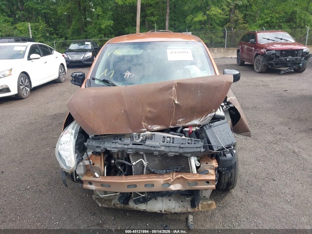 Mitsubishi Mirage Le