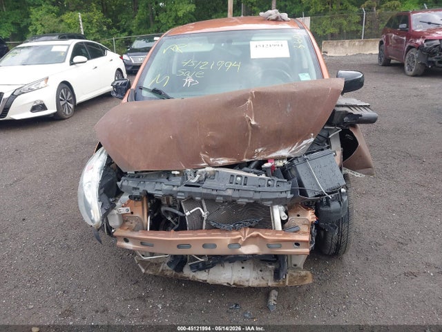 Mitsubishi Mirage Le