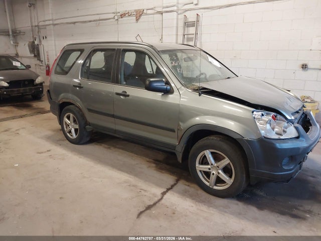 Salvage Honda CR-V Image