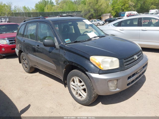 Salvage Toyota RAV4 Image