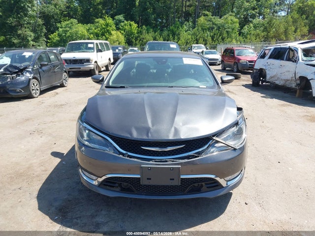 Chrysler 200 C