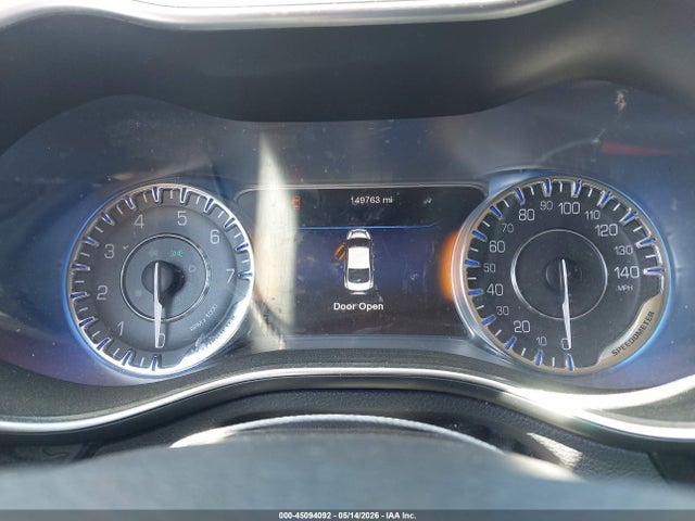 Chrysler 200 C