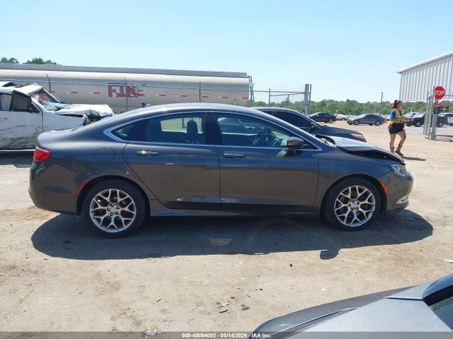 Chrysler 200 C