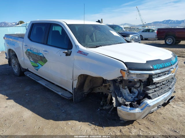 Salvage Chevrolet Silverado 1500 Image