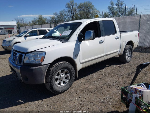 Nissan Titan Se