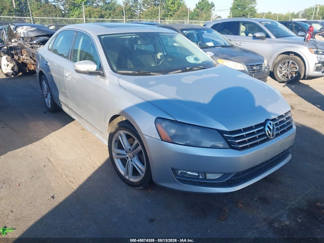 Salvage Volkswagen Passat Image