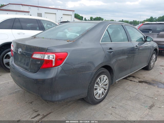 Toyota Camry Le