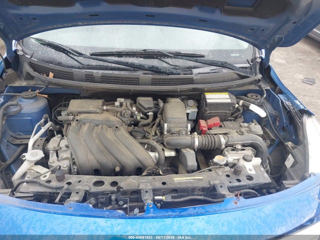 Nissan Versa