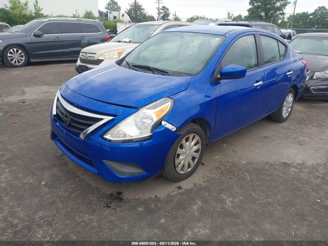 Nissan Versa