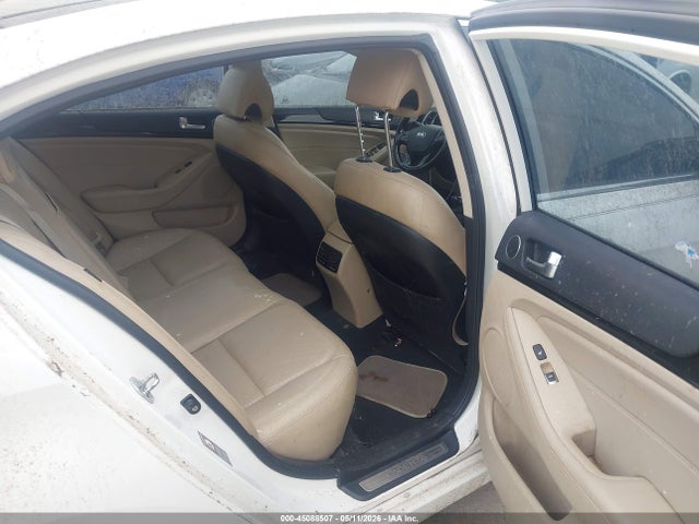 Kia Cadenza Premium