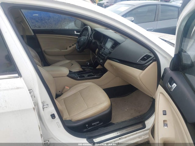 Kia Cadenza Premium