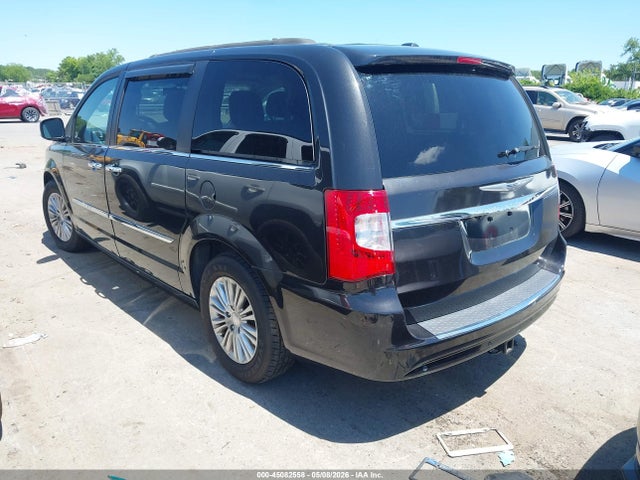 Chrysler Town & Country Touring-l