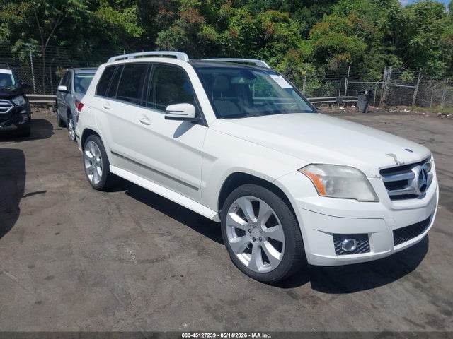 Salvage Mercedes-Benz GLK Image
