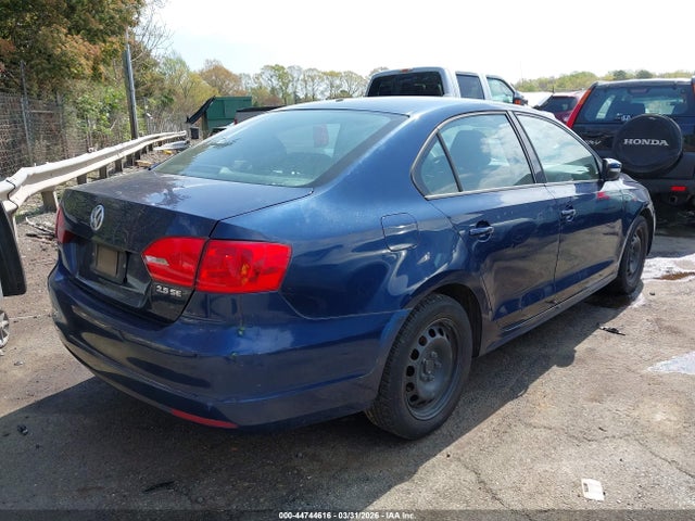 Volkswagen Jetta 2.5l Se
