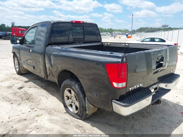 Nissan Titan Se