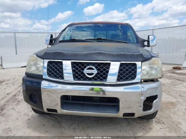 Nissan Titan Se