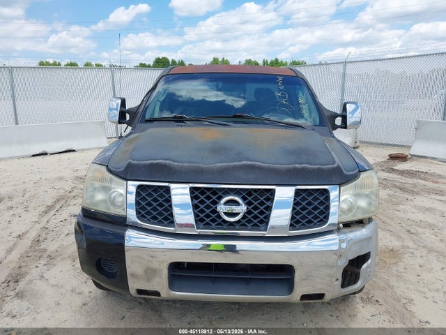 Nissan Titan Se
