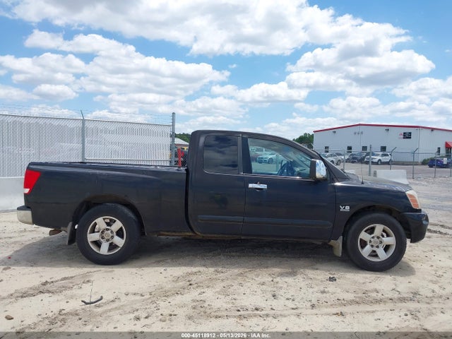 Nissan Titan Se