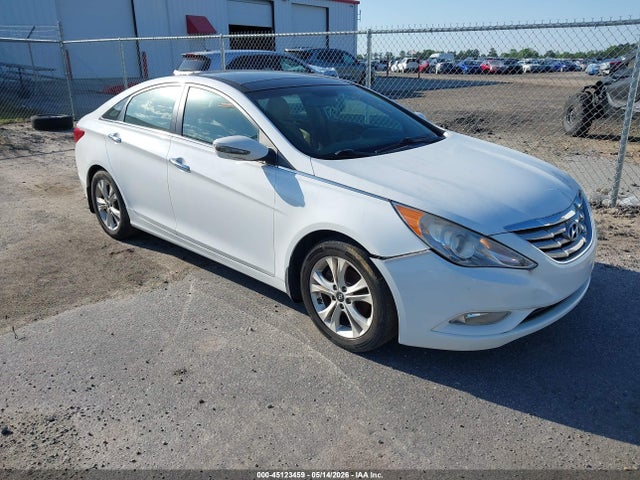 Salvage Hyundai SONATA Image