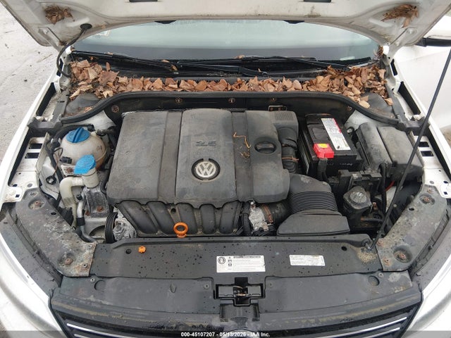 Volkswagen Jetta 2.5l Se
