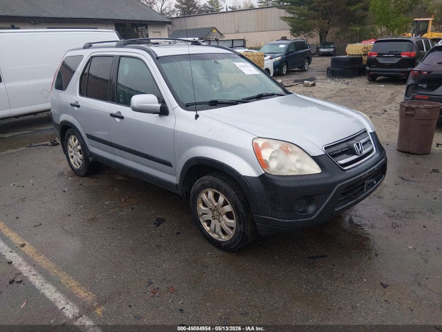 Salvage Honda CR-V Image