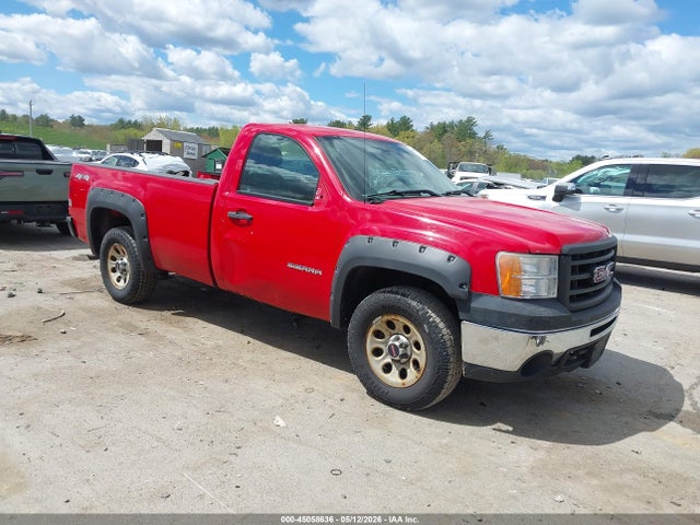 Salvage GMC Sierra 1500 Image