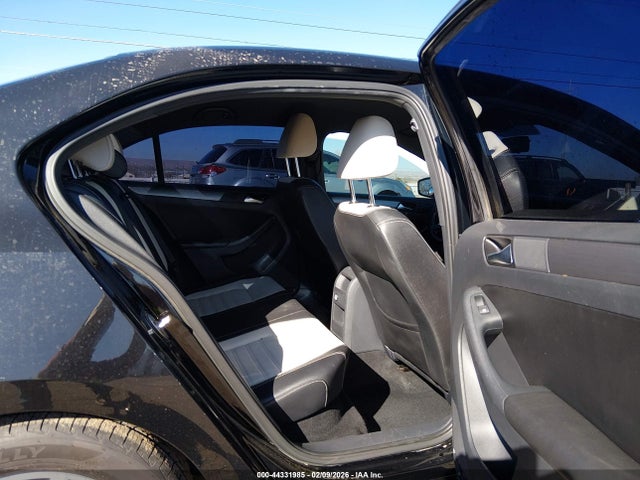 Volkswagen Jetta 1.8t Sport