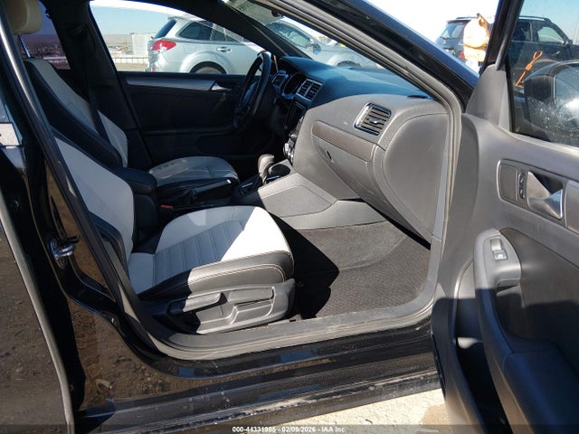 Volkswagen Jetta 1.8t Sport