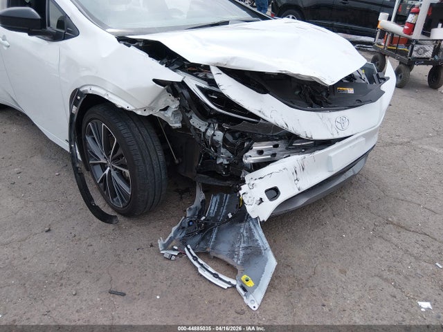 Toyota Prius Limited Awd-e