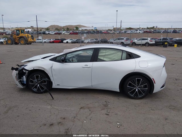 Toyota Prius Limited Awd-e