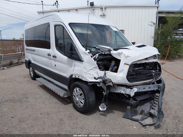 Salvage Ford Transit Image