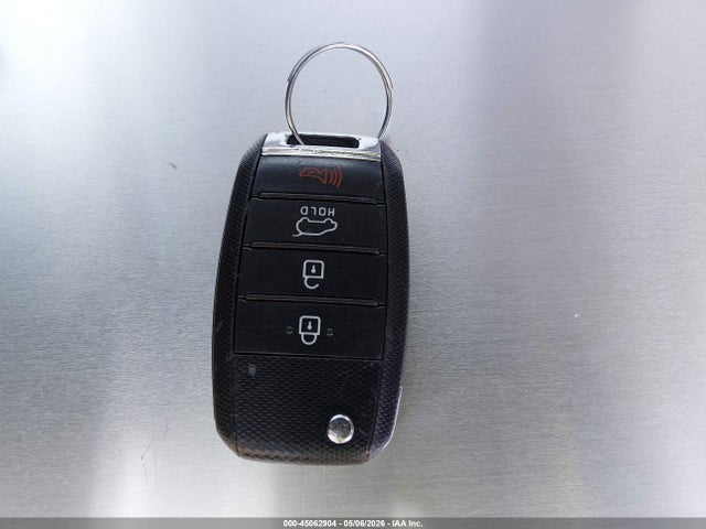 Kia Sedona L