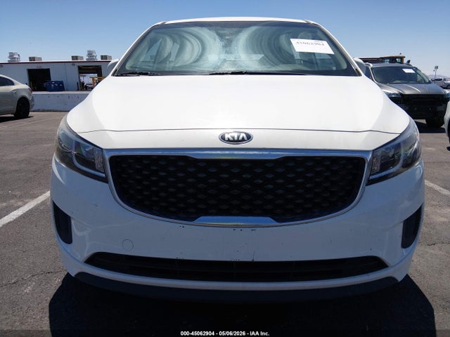 Kia Sedona L
