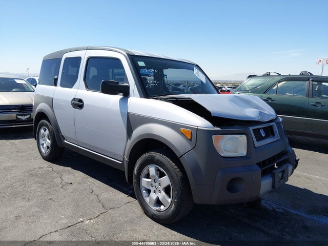 Salvage Honda Element Image