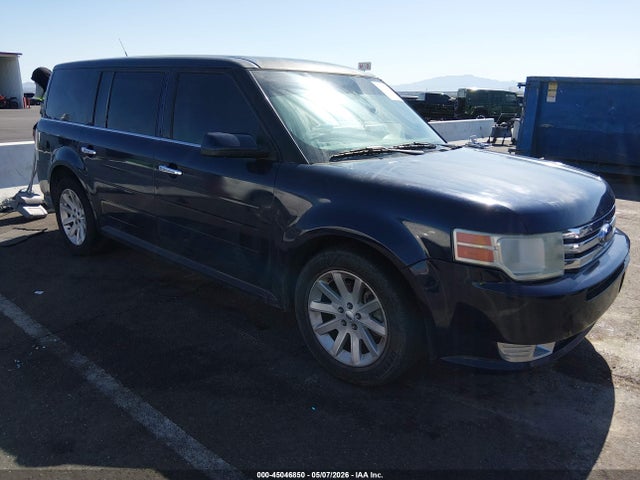 Salvage Ford Flex Image