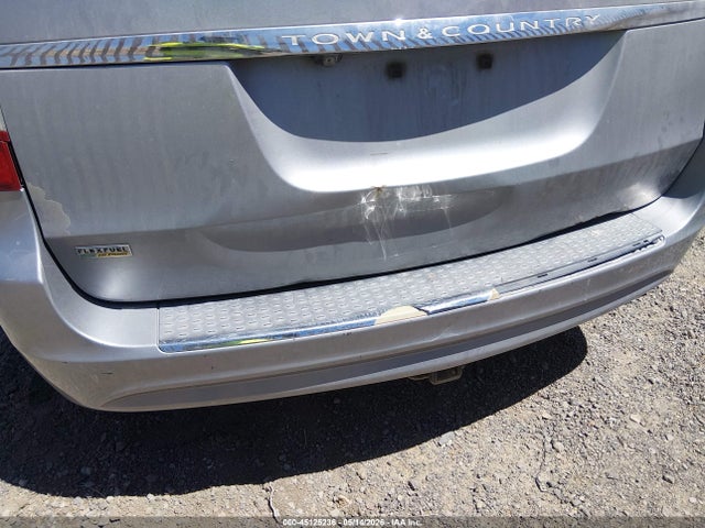 Chrysler Town & Country Touring