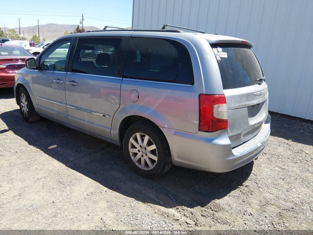 Chrysler Town & Country Touring