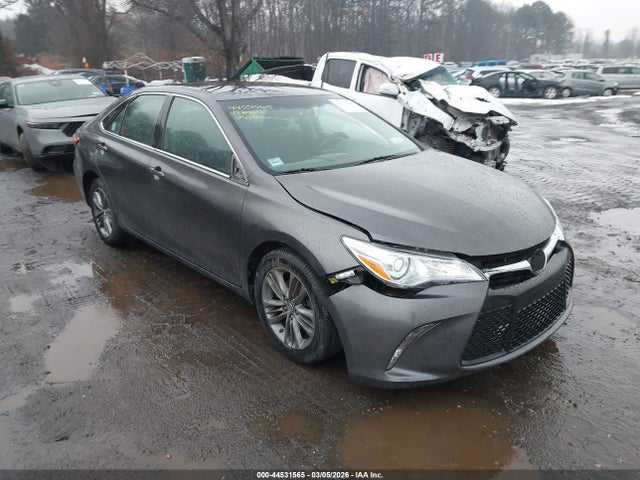 Salvage Toyota Camry Image