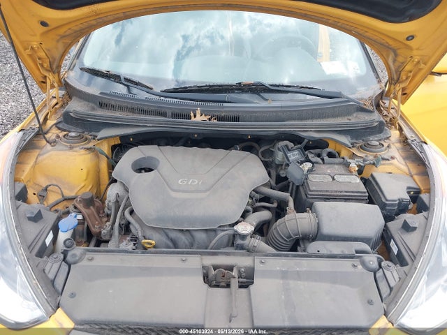 Hyundai VELOSTER