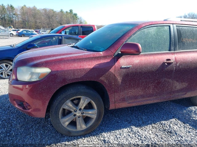 Toyota Highlander Sport