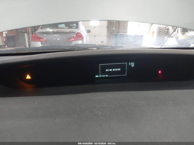 Toyota Prius Three