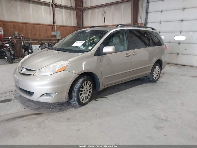 Toyota Sienna Xle