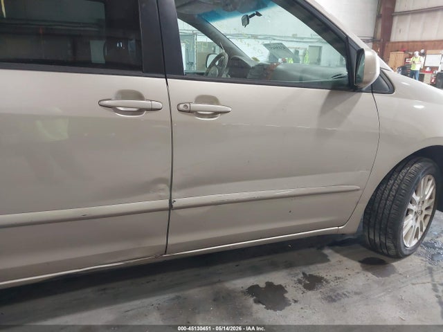 Toyota Sienna Xle