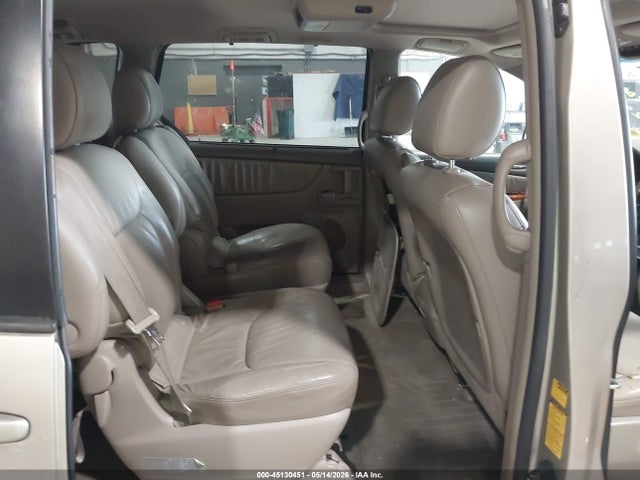 Toyota Sienna Xle